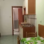In 41877
