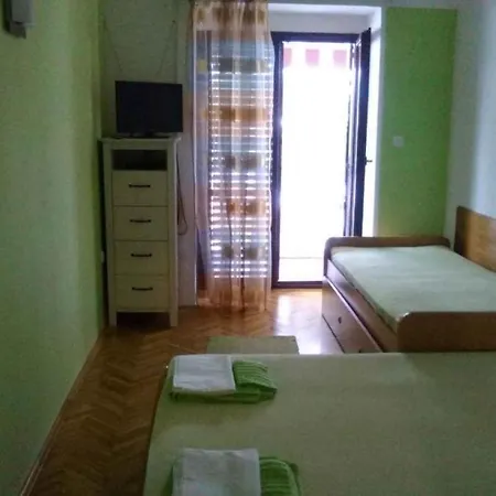In 41877 Apartment