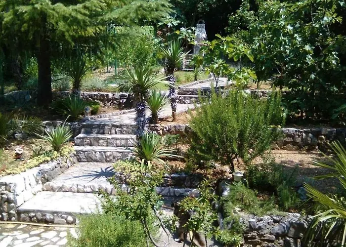 In 41877 Jadranovo
